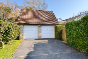 Double Garage & Driveway- click for photo gallery